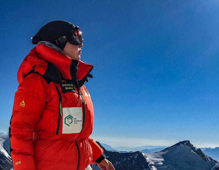 Dolores Al Shelleh First Jordanian Woman to climb Everest